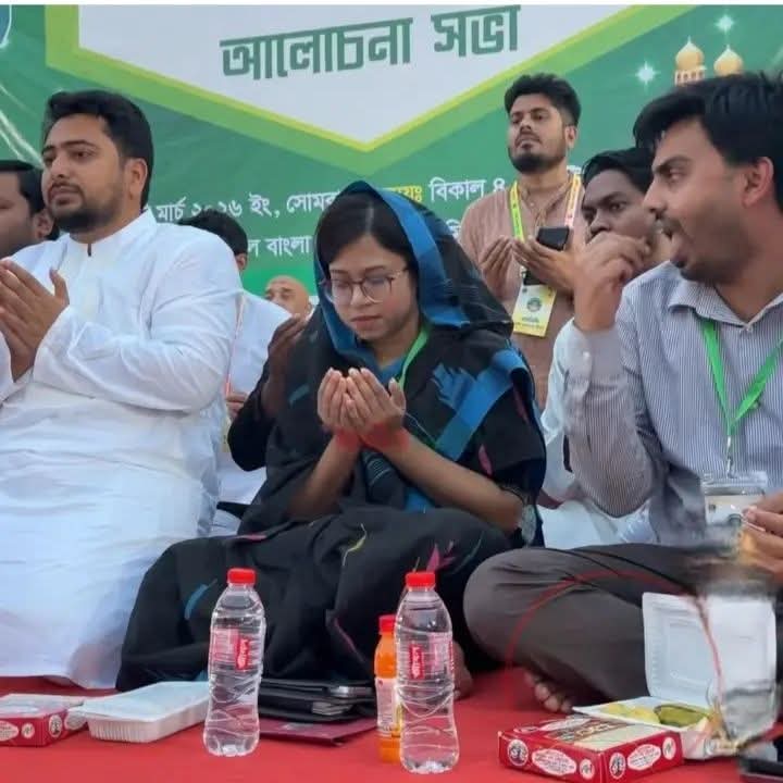 ভোটের সময় ‘দেবী’, ক্ষমতার সময় ‘দাসী’? এনসিপি-জামাতের নারী-বিদ্বেষী চাল