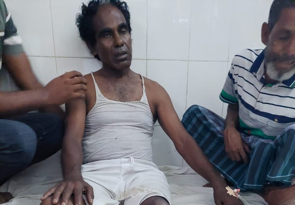 যশোরে ফুল চাষি নেতা আব্দুর রহিমের ওপর বিএনপির সন্ত্রাসী হামলা