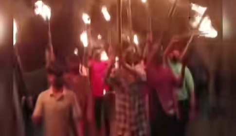 ভাঙ্গায় ছাত্রলীগের মিছিল: ‘পথে ঘাটে লেইখা দে, শেখের বেটি আইতাছে’