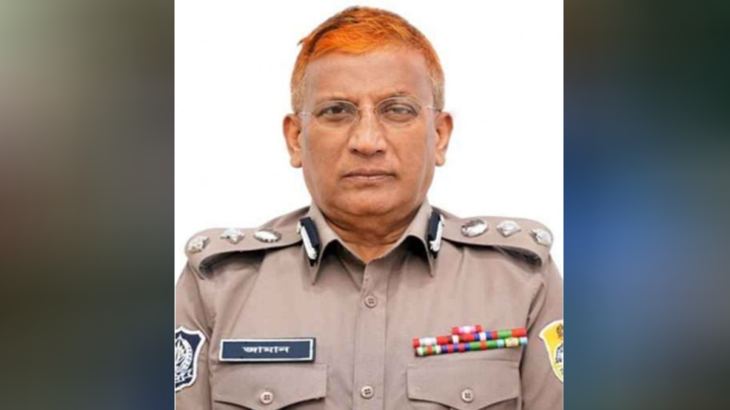 আওয়ামী লীগের কার্যালয়ে ইউনিফর্ম পরে মনোনয়ন জমা: অতিরিক্ত ডিআইজিকে বাধ্যতামূলক অবসর