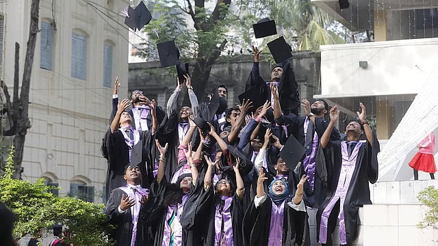 প্রতিষ্ঠার দুই দশক পর দ্বিতীয় সমাবর্তনের অপেক্ষায় জগন্নাথ বিশ্ববিদ্যালয়ের ২১ হাজার শিক্ষার্থী