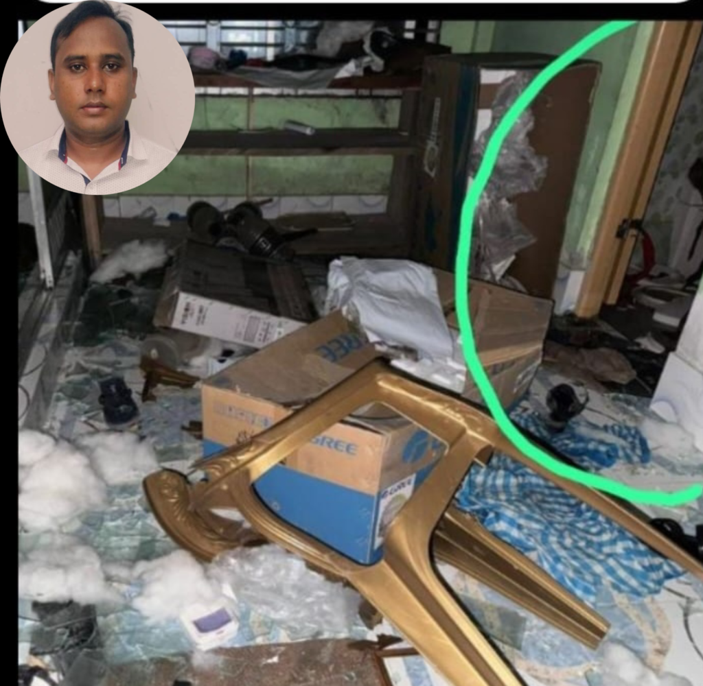 লকডাউন কর্মসূচি পালন করায় মহিপুরে যুবলীগ নেতার বাড়িতে হামলা ও ভাঙচুর